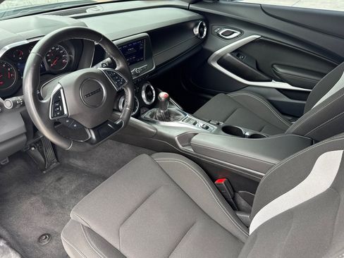 Used 2023 Chevrolet Camaro LT RWD image 4
