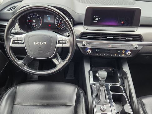 Certified 2022 Kia Telluride LX FWD image 25