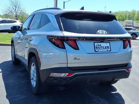 Used 2024 Hyundai Tucson SEL FWD image 2