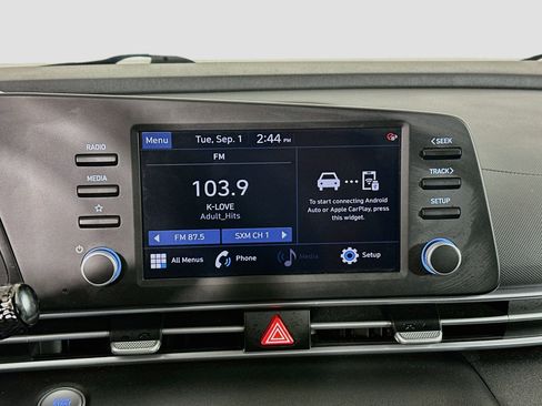 Used 2023 Hyundai Elantra SEL w/ Cargo Package FWD image 21