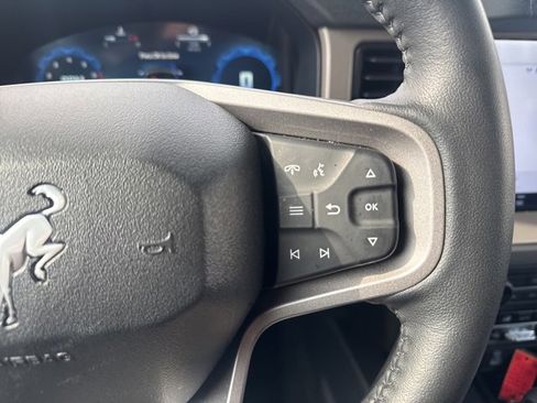 Used 2025 Ford Bronco Outer Banks image 26