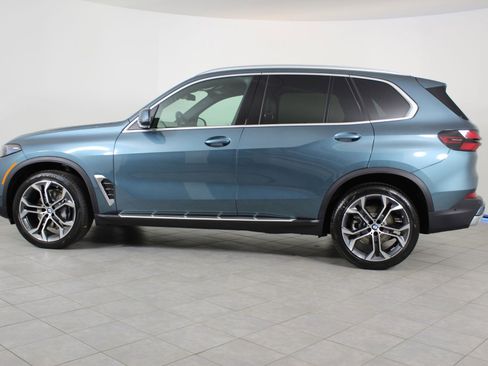 New 2026 BMW X5 xDrive40i image 2