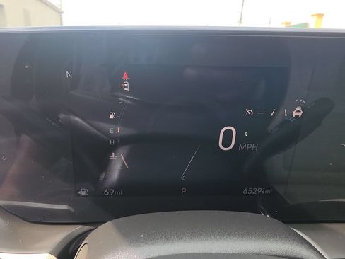 Used 2024 Buick Encore GX Preferred AWD/4WD image 15
