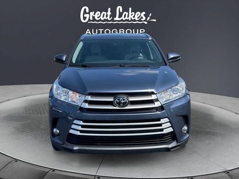 Used 2018 Toyota Highlander XLE AWD/4WD image 8