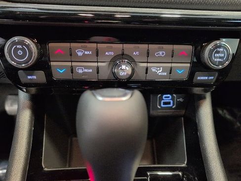 New 2026 Jeep Compass Limited image 21