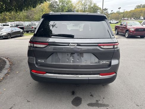 New 2025 Jeep Grand Cherokee Laredo X w/ Luxury Tech Group I image 4