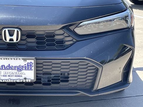 Certified 2025 Honda Civic Sport image 8