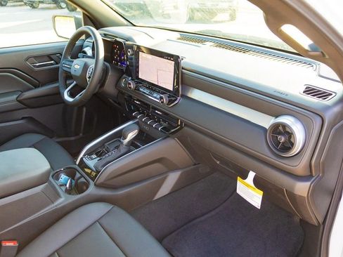 New 2026 Chevrolet Colorado LT w/ LT Convenience Package RWD image 9