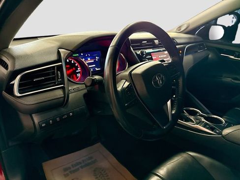 Used 2018 Toyota Camry XSE w/ Audio Package image 10
