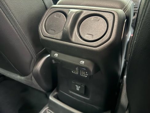 Used 2023 Jeep Wrangler Sahara w/ Cold Weather Group image 19