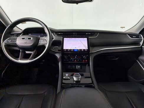Used 2021 Jeep Grand Cherokee L Limited AWD/4WD image 14
