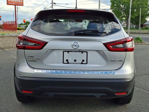 Used 2022 Nissan Rogue Sport SV AWD/4WD image 6