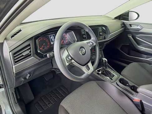 Used 2021 Volkswagen Jetta S w/ Driver Assistance Package image 9