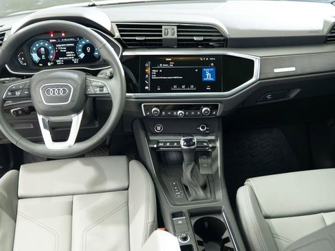 Certified 2025 Audi Q3 2.0T Premium w/ Convenience Package image 12