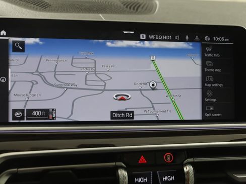 Used 2023 BMW X5 sDrive40i w/ M Sport Package image 9