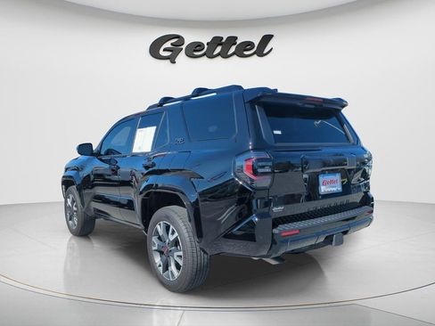 Used 2025 Toyota 4Runner TRD Sport Premium image 6