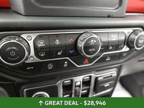 Used 2020 Jeep Gladiator Rubicon w/ Cold Weather Group AWD/4WD image 40