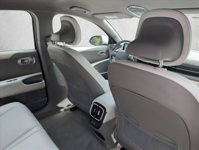 Used 2025 Hyundai Ioniq 6 SEL AWD/4WD image 26