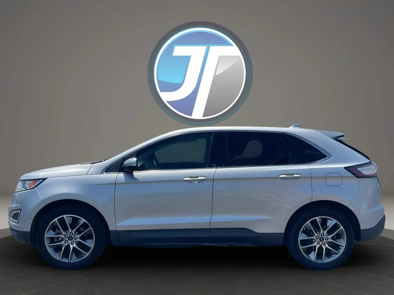 Used 2015 Ford Edge Titanium w/ Equipment Group 301A FWD image 13