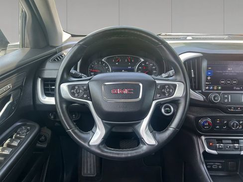 Used 2024 GMC Terrain SLT AWD/4WD image 13