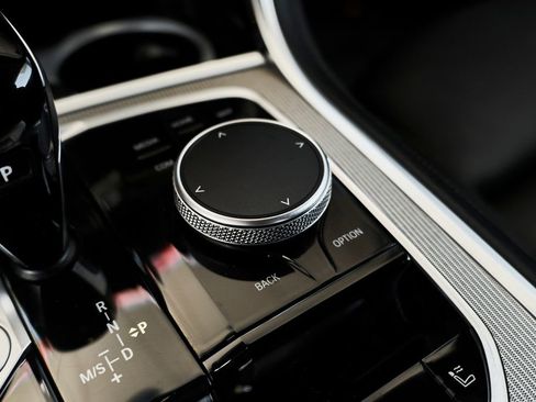 Used 2025 BMW 840i Convertible w/ Comfort Seating Package RWD image 27