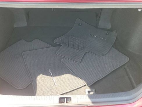 Used 2018 Toyota Camry XLE FWD image 10