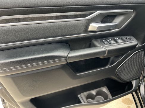 Used 2019 RAM 1500 Big Horn AWD/4WD image 13
