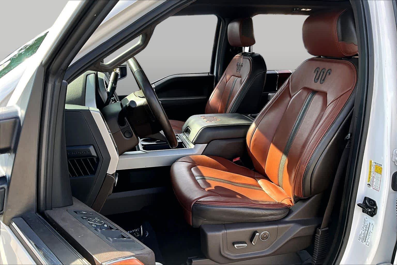 Certified 2019 Ford F250 King Ranch w/ King Ranch Ultimate Package AWD/4WD image 10