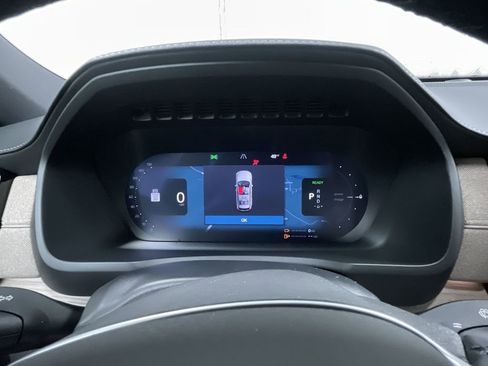 New 2026 Volvo XC90 T8 Plus w/ Protection Package Premier image 14