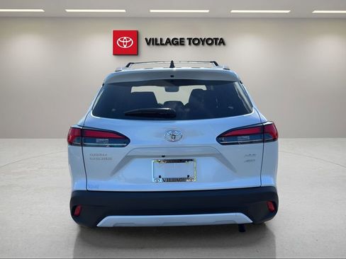 New 2026 Toyota Corolla Cross XLE image 4