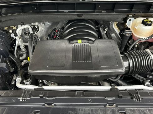 Certified 2025 GMC Sierra 1500 SLT RWD image 23