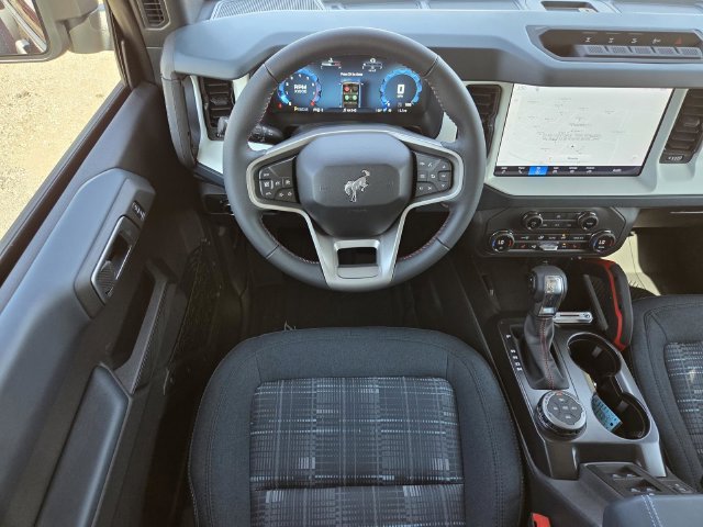 New 2026 Ford Bronco Heritage Edition AWD/4WD image 9