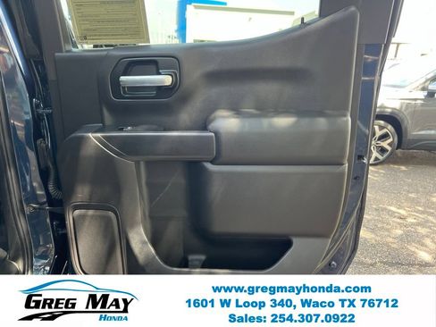 Used 2020 Chevrolet Silverado 1500 Custom w/ Custom Value Package RWD image 14