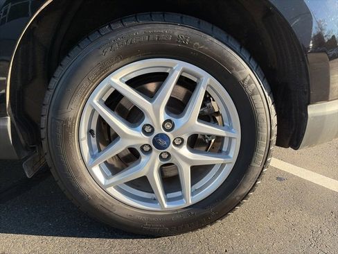 Used 2022 Ford Edge SEL w/ Convenience Package image 9