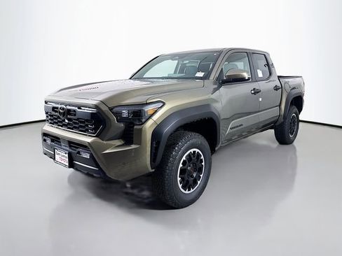 New 2026 Toyota Tacoma TRD Off-Road image 3