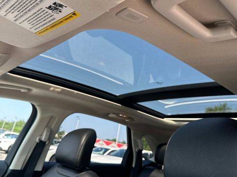 Used 2019 Ford Edge SEL w/ Equipment Group 201A image 18