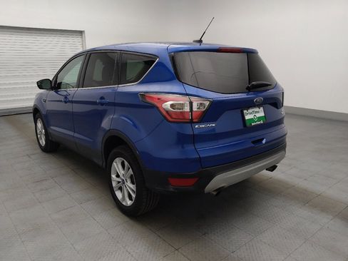 Used 2017 Ford Escape SE w/ SE Cold Weather Package AWD/4WD image 5