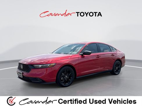 Used 2025 Honda Accord SE image 1