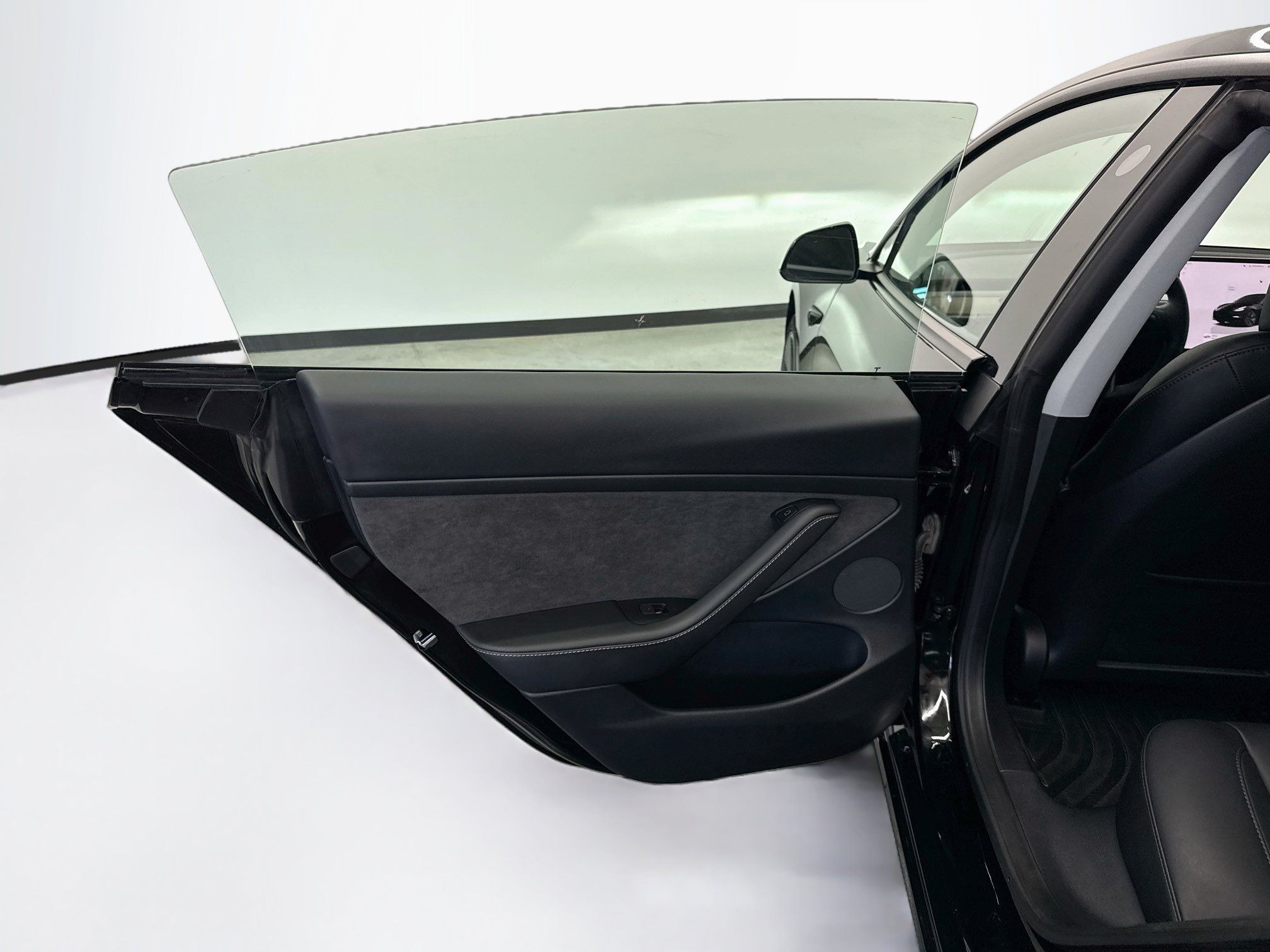 Used 2023 Tesla Model 3 Standard Range RWD image 25