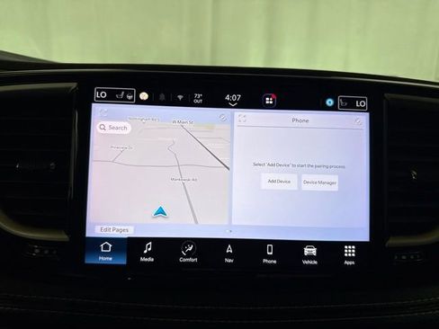 Used 2022 Chrysler Pacifica Touring-L w/ Uconnect Theater Family Group AWD/4WD image 20