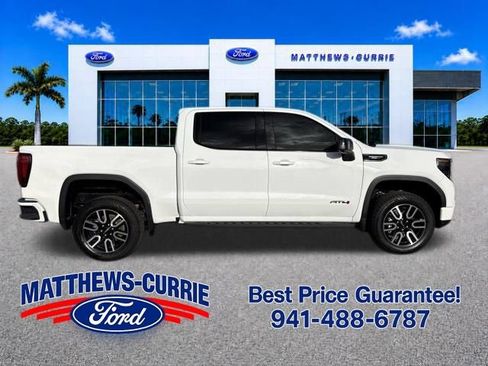 Used 2024 GMC Sierra 1500 AT4 w/ Technology Package AWD/4WD image 3