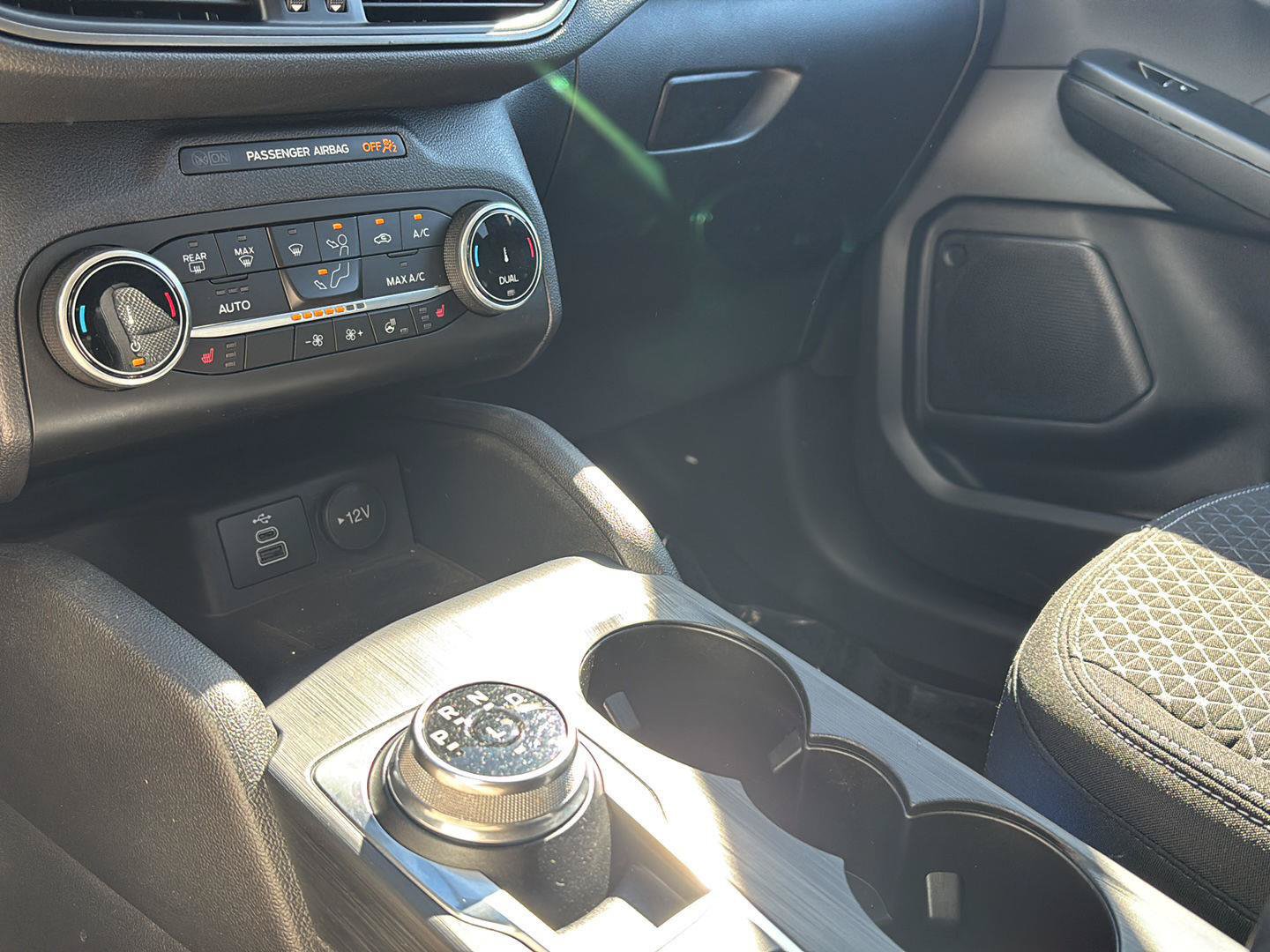 Certified 2024 Ford Escape Active AWD/4WD image 16