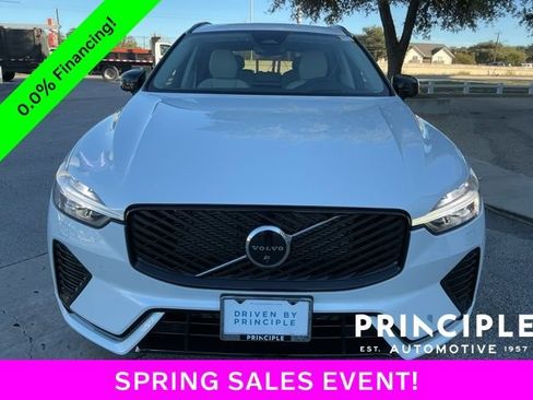 New 2026 Volvo XC60 B5 Ultra w/ Protection Package Premier image 5