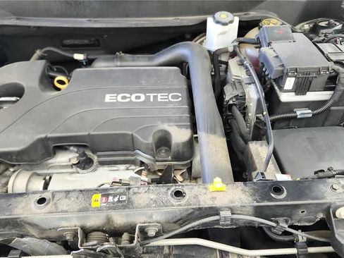 Used 2018 Chevrolet Equinox LS FWD image 20