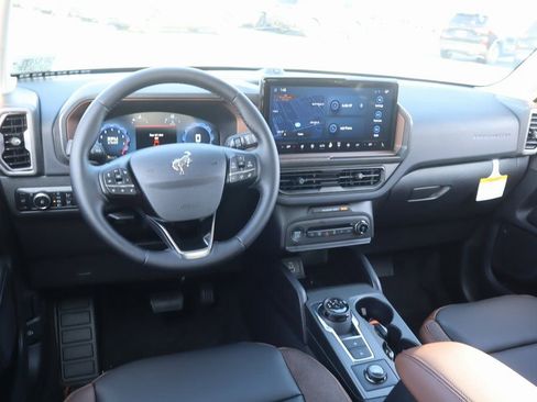 New 2025 Ford Bronco Sport Outer Banks w/ Outer Banks Tech Package+ image 2