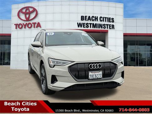Used 2022 Audi e-tron Premium image 3