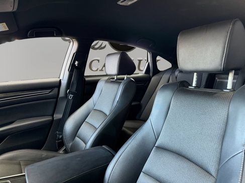 Used 2020 Honda Accord Sport image 9