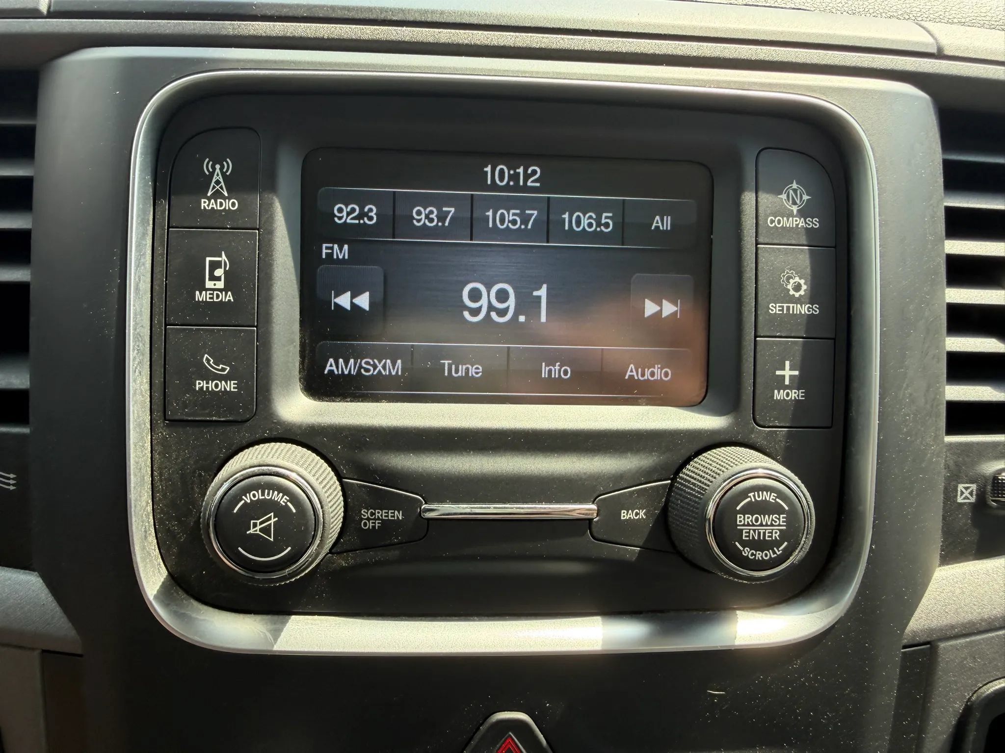 Used 2018 RAM 3500 Tradesman w/ Chrome Appearance Group AWD/4WD image 27