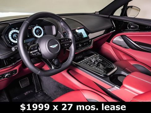 Used 2025 Aston Martin DBX 707 image 23