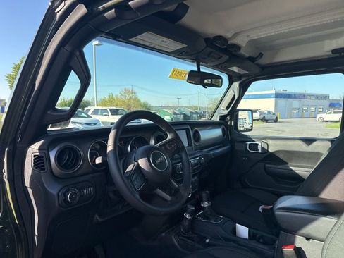 Certified 2022 Jeep Wrangler Unlimited Sport AWD/4WD image 7
